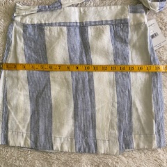Free People Uptown Days Blue and White Striped Wrap Mini Skirt SIZE 4 - Picture 9 of 11
